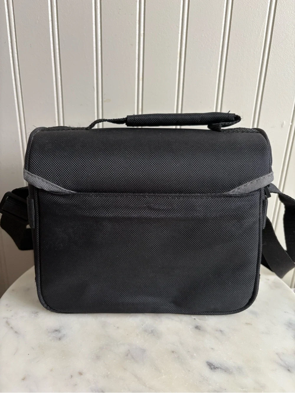 Sony Cushioned Camera Bag LCS-X20 Black Faux Leather Adjustable Strap w/Pockets